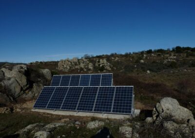 Autonomie électrique entre Béziers et Narbonne - Installation, maintenance, et formation solaire