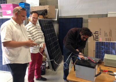 Autonomie électrique entre Béziers et Narbonne - Installation, maintenance, et formation solaire