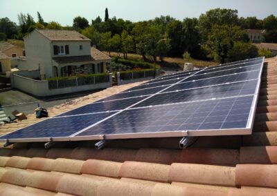 Autonomie électrique entre Béziers et Narbonne - Installation, maintenance, et formation solaire